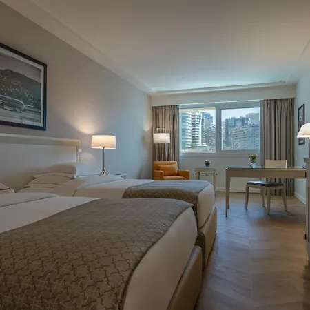 Moevenpick Hotel Beirut Exterior photo