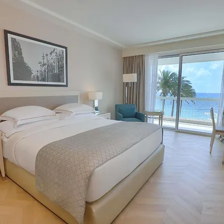 Moevenpick Hotel Beirut Exterior photo