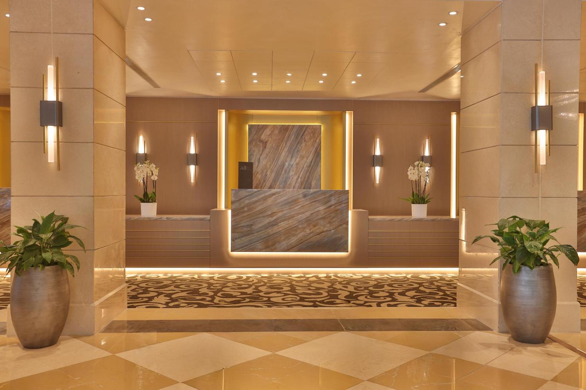 Moevenpick 5* Бейрут